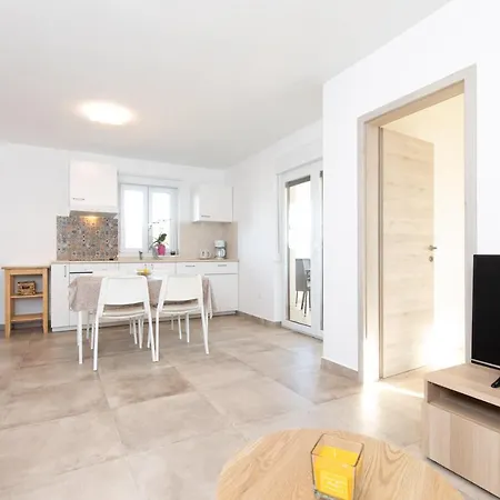 Apartments Brig Perfect Countryside Holiday! Krk Town Exterior photo