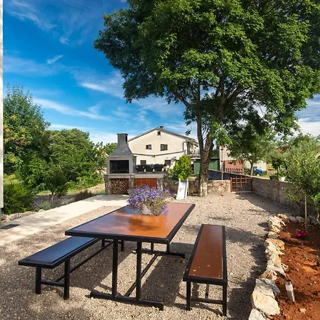 Apartments Brig Perfect Countryside Holiday! Krk Town Exterior photo